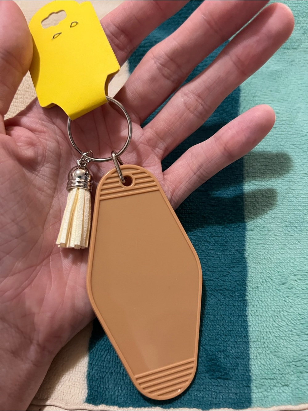 Highland Cow Keychain 🌻 - Picture 4 of 4